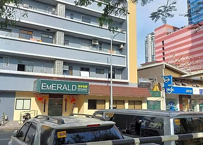 Aparthotel Embassy Front Pearl Of The Orient *