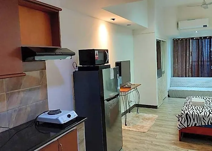 Embassy Front Pearl Of The Orient Aparthotel Manila